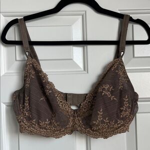 Wacoal Lace Underwire Bra 36DD